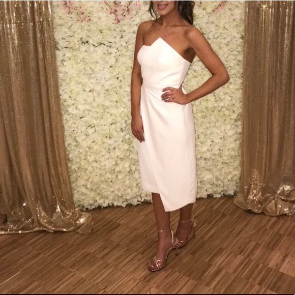 SOLD✨House of CB UMA dress- white - Picture 6 of 6